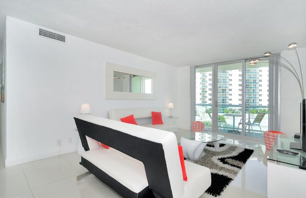 Tualquilerenmiami 539X2