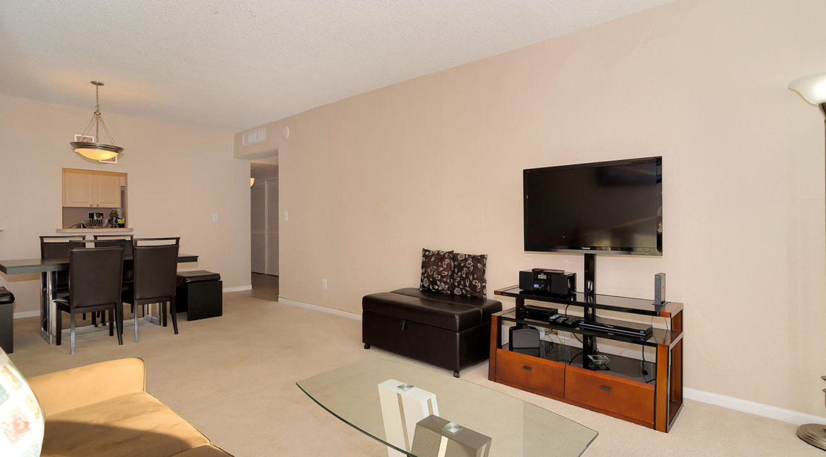 Tualquilerenmiami Ocean R63