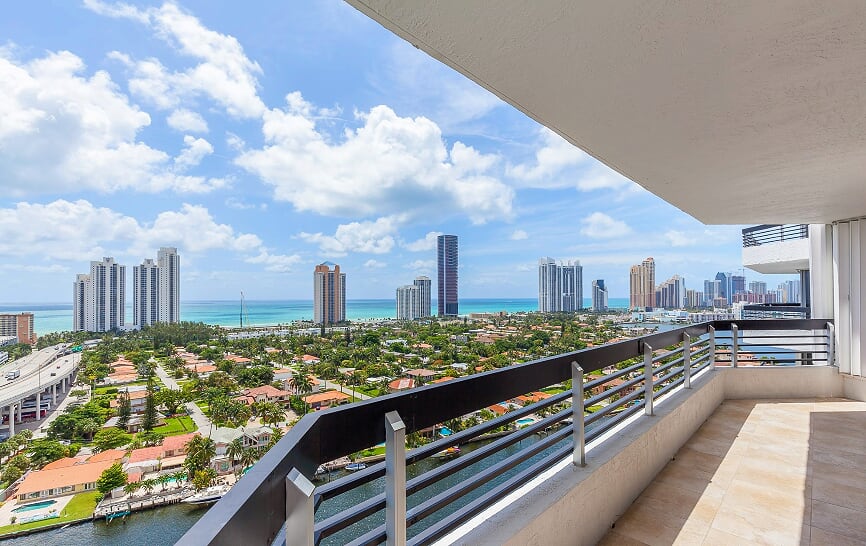 Aventura Condo Av22